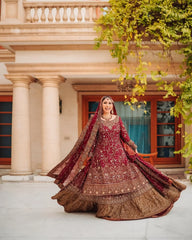 Momina Farshi Lengha
