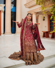 Momina Farshi Lengha