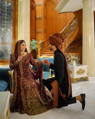 Momina Farshi Lengha