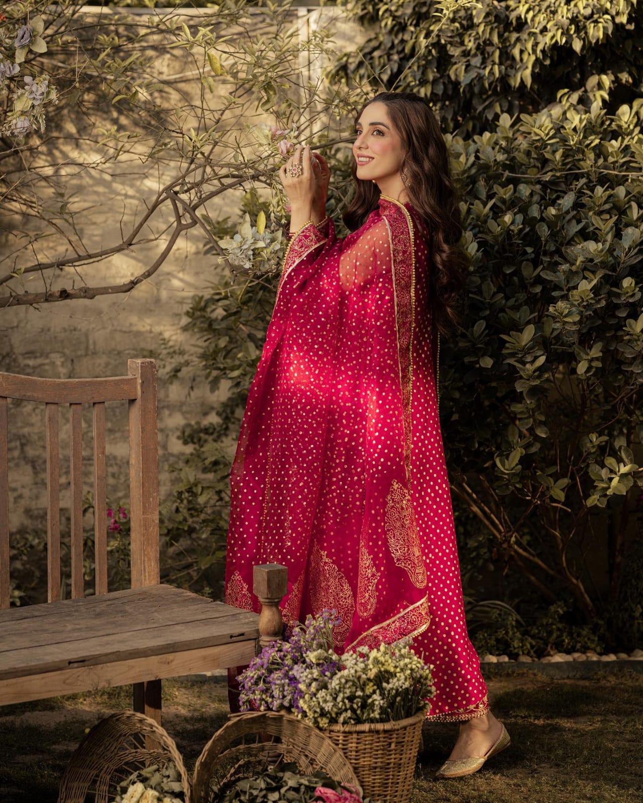 Maya ali -pink embellished organza set