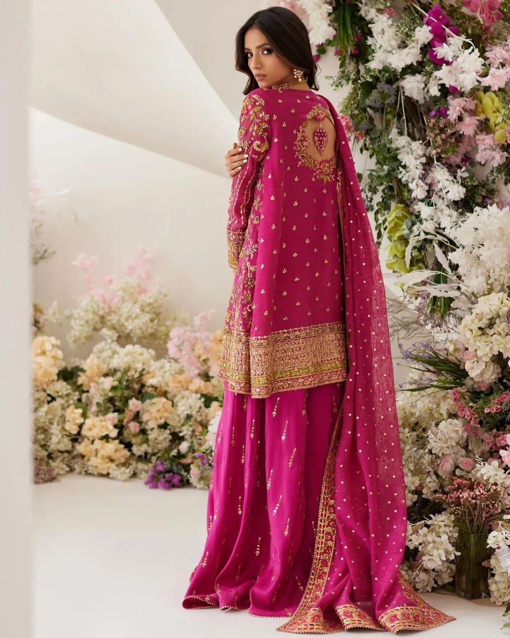 shocking pink colour dress EXCLUSIVE SHOCKING PINK COLOR PARTY WEAR ZZS209